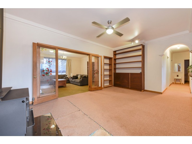 304 Upper Penneys Hill Road, Onkaparinga Hills SA 5163