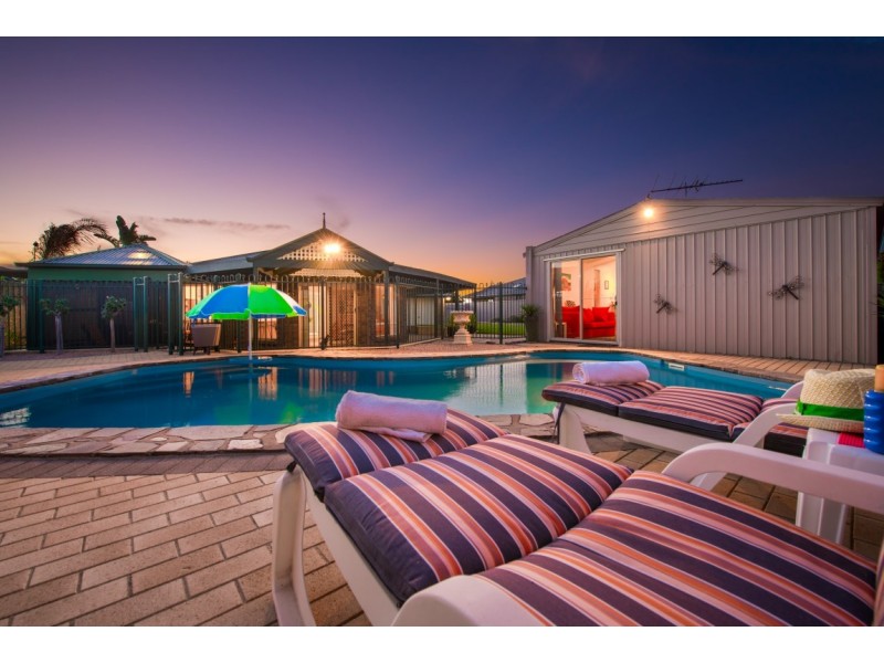 17 Talladira Way, Woodcroft SA 5162