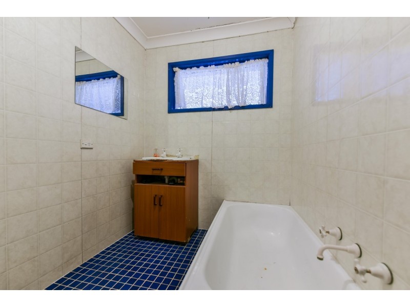 56 Kesters Road, Para Hills West SA 5096