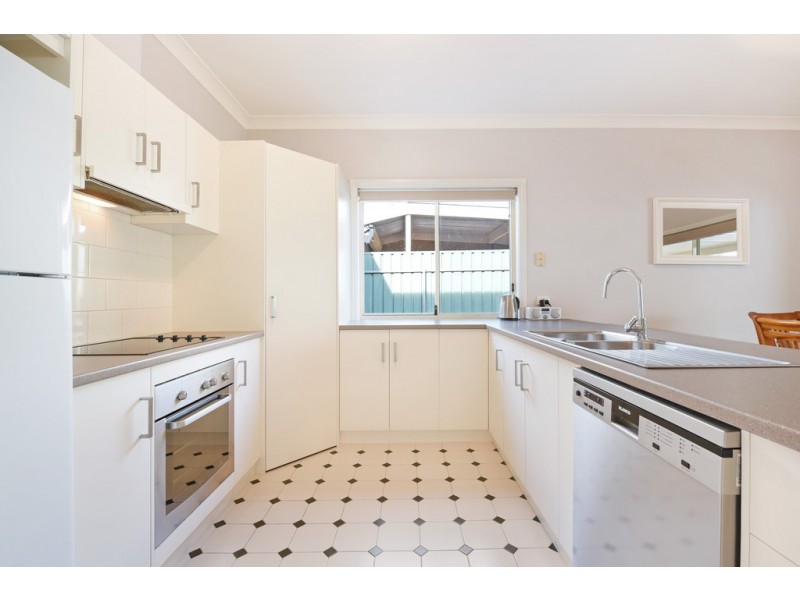 54 Allworth Drive, Happy Valley SA 5159