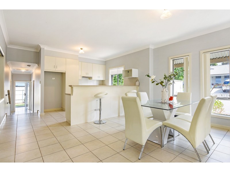 2 Lucy Court, Trott Park SA 5158