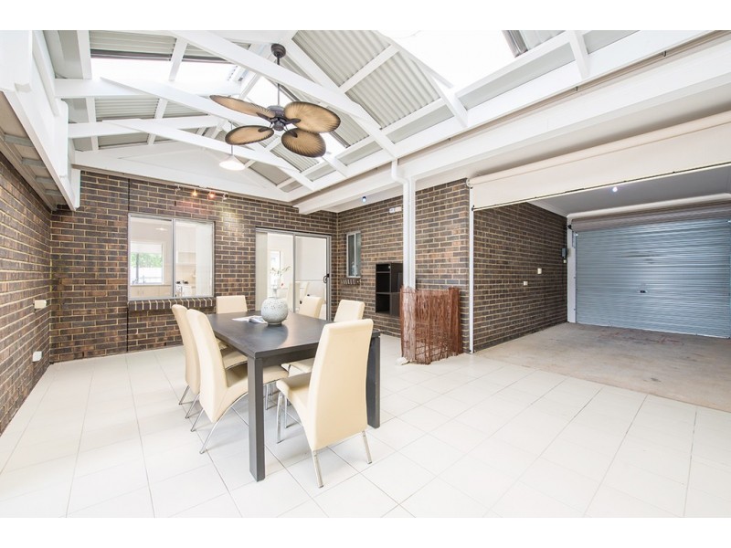 2 Lucy Court, Trott Park SA 5158