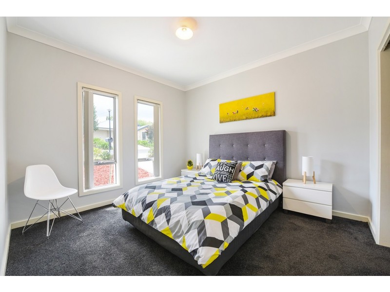 2 Lucy Court, Trott Park SA 5158