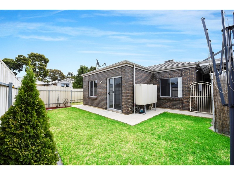 2 Lucy Court, Trott Park SA 5158