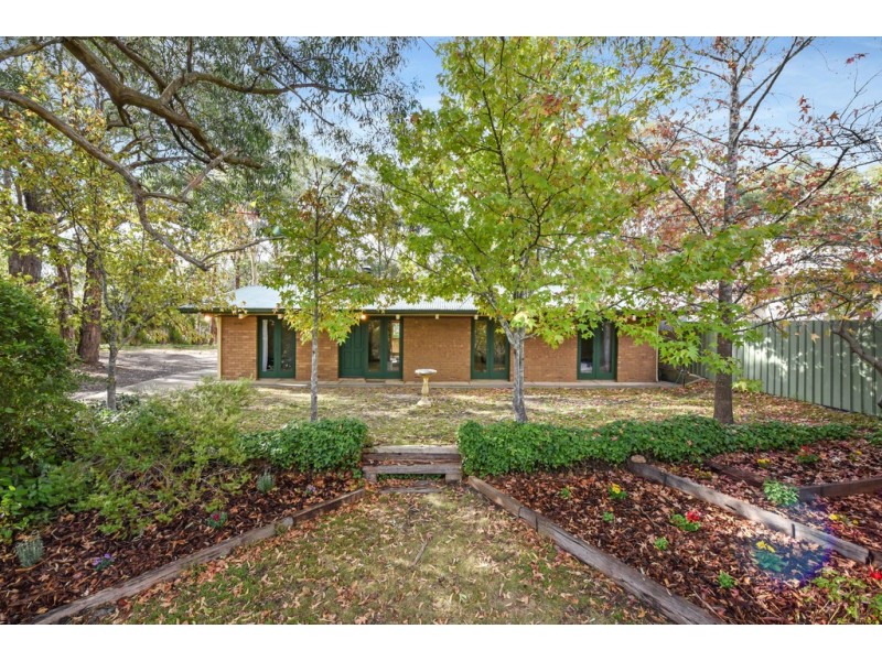 82 Sheoak Road, Crafers West SA 5152