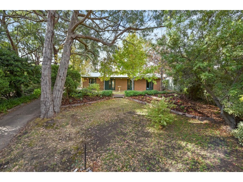 82 Sheoak Road, Crafers West SA 5152