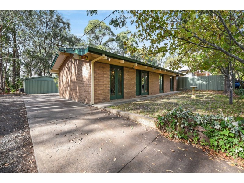 82 Sheoak Road, Crafers West SA 5152