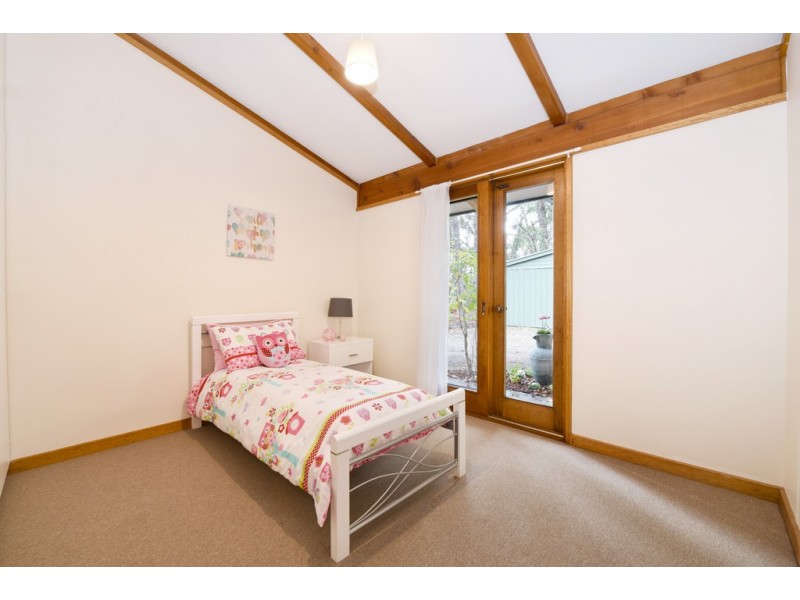 82 Sheoak Road, Crafers West SA 5152