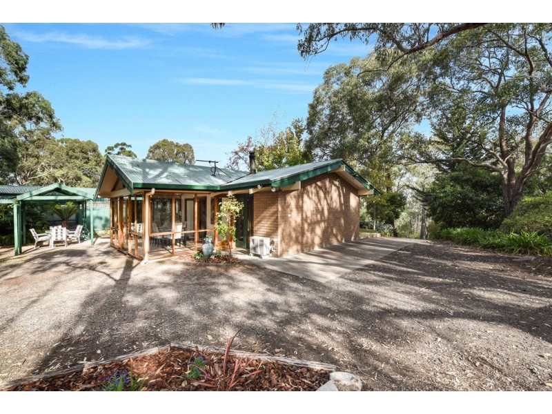 82 Sheoak Road, Crafers West SA 5152
