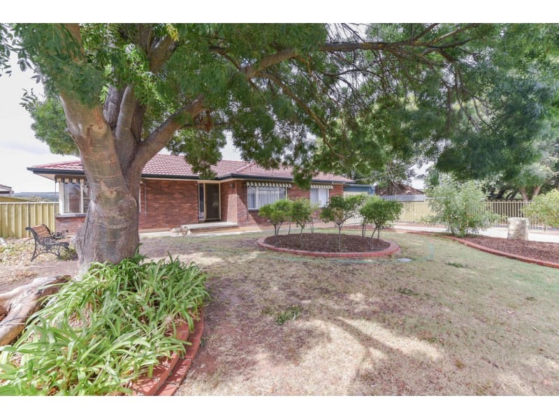 9 Ferguson Ave, Reynella East SA 5161