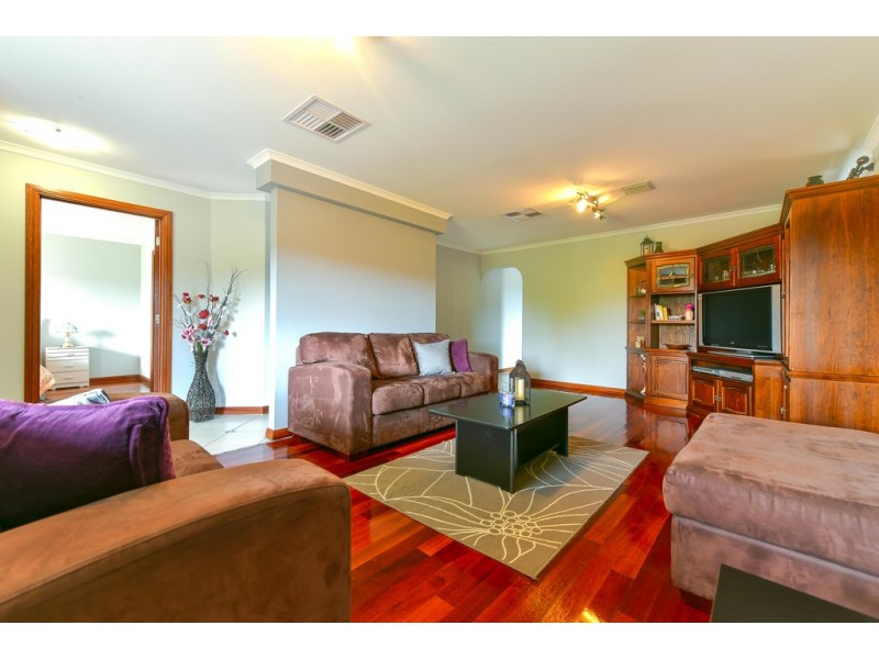 14 Enginehouse Drive, Sheidow Park SA 5158