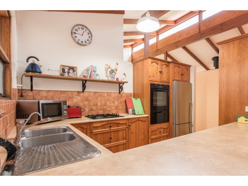 9 Nayook Grove, Happy Valley SA 5159