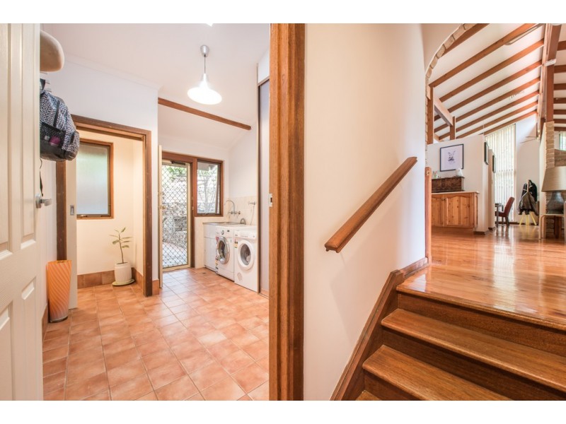 9 Nayook Grove, Happy Valley SA 5159