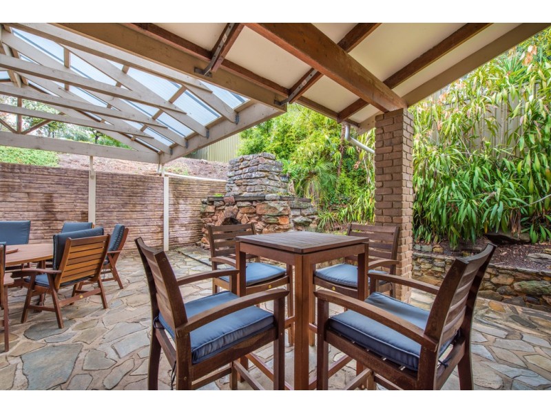 9 Nayook Grove, Happy Valley SA 5159