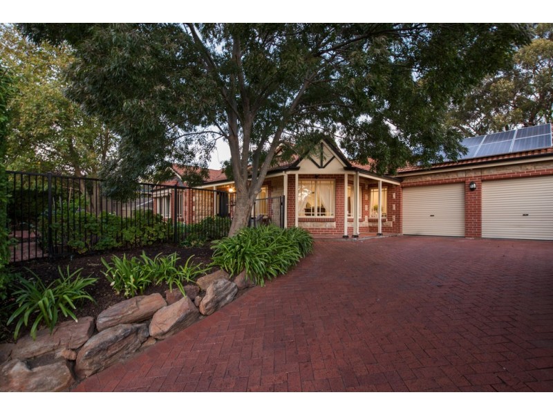 9 Bay Place, Woodcroft SA 5162