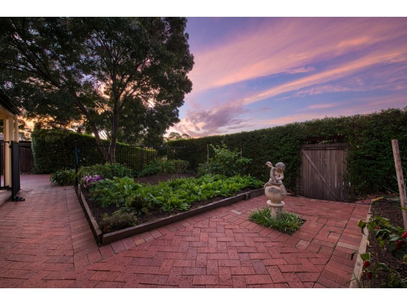 9 Bay Place, Woodcroft SA 5162