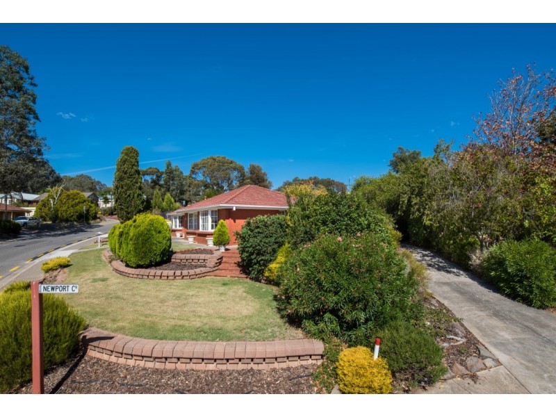 10 College Avenue, Aberfoyle Park SA 5159