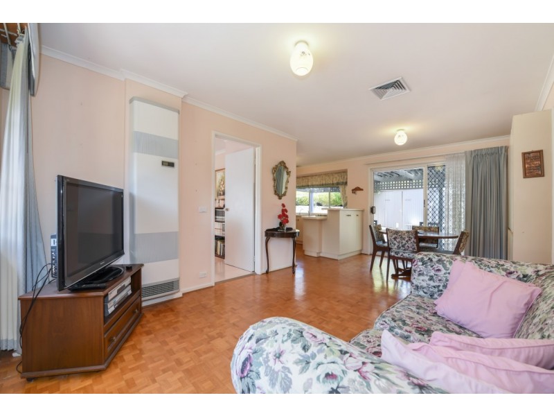 10 College Avenue, Aberfoyle Park SA 5159