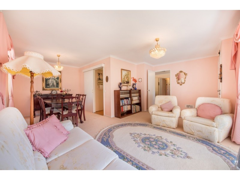 10 College Avenue, Aberfoyle Park SA 5159