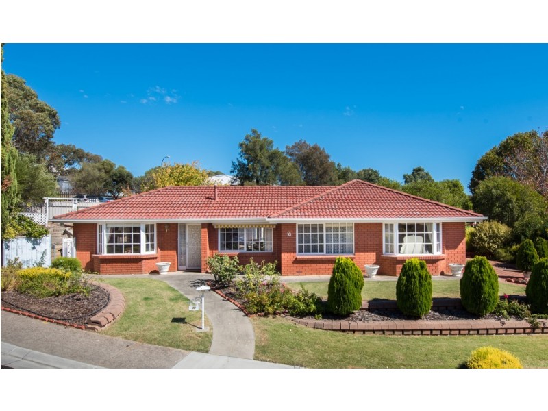 10 College Avenue, Aberfoyle Park SA 5159