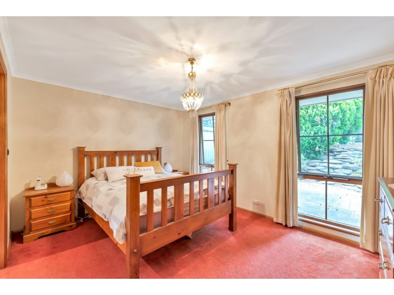 2 Meg Court, Aberfoyle Park SA 5159