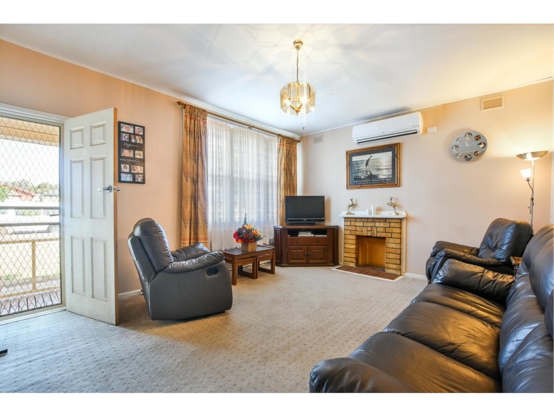 7 Limbert Avenue, Seacombe Gardens SA 5047