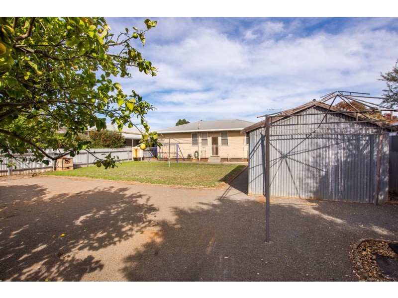 7 Limbert Avenue, Seacombe Gardens SA 5047