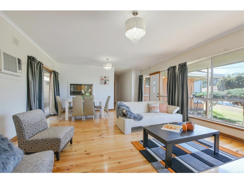 21 Deepdene Crescent, O’halloran Hill SA 5158