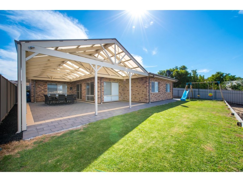 1 Locomotive Drive, Sheidow Park SA 5158