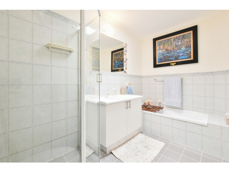 41 Karu Crescent, Mitchell Park SA 5043