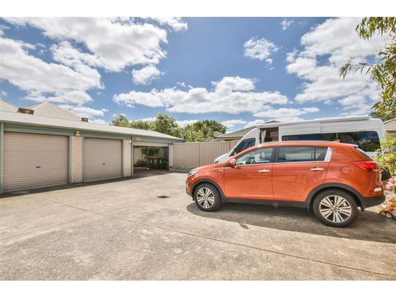 41 Karu Crescent, Mitchell Park SA 5043