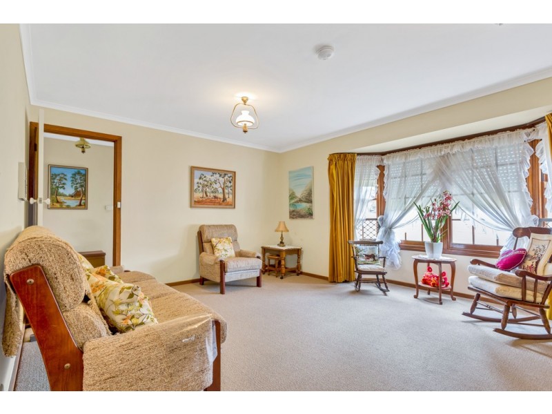 19 Suzanne Avenue, Morphett Vale SA 5162