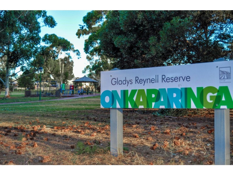 104a Reynell Road, Woodcroft SA 5162