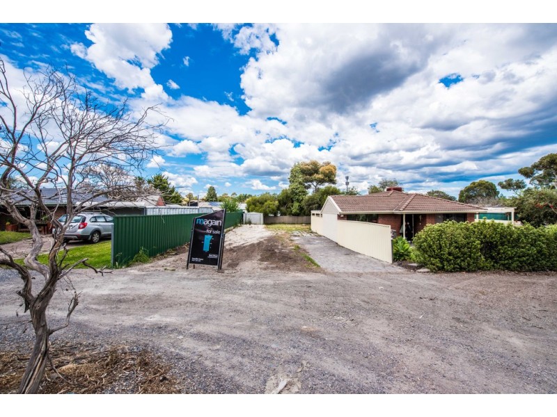 104a Reynell Road, Woodcroft SA 5162