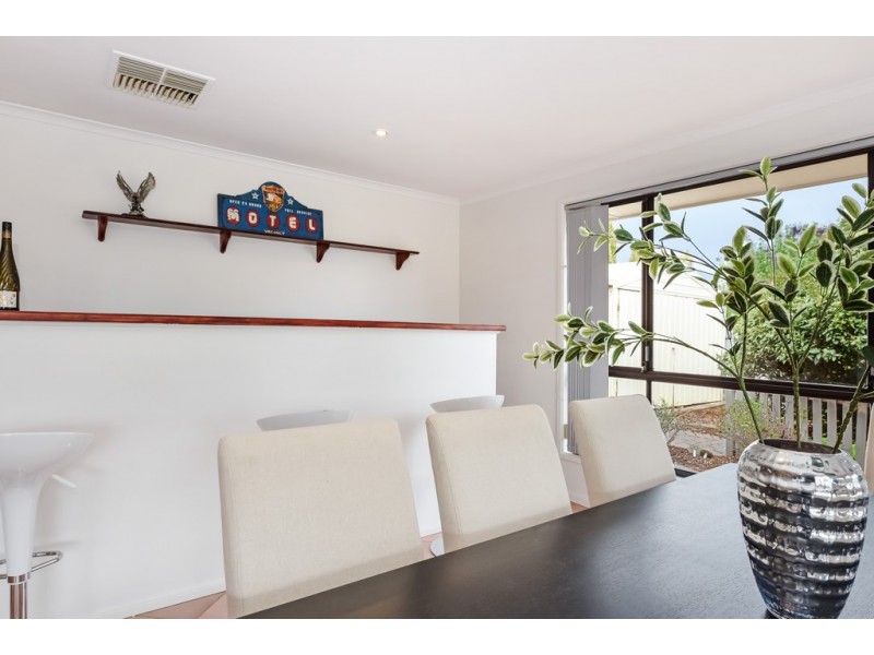 9 Diosma Drive, Morphett Vale SA 5162