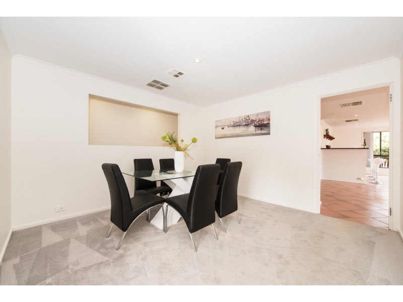 9 Diosma Drive, Morphett Vale SA 5162