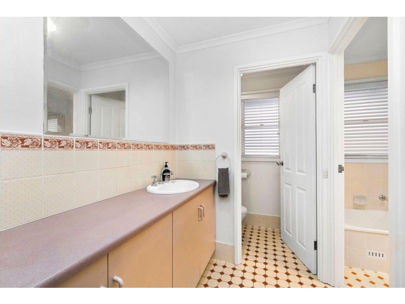 14 Maldon Avenue, Mitchell Park SA 5043