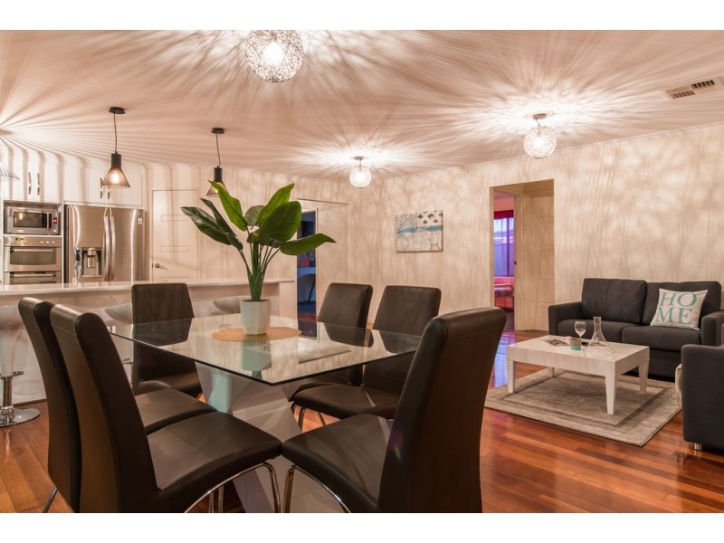 29 Aquamarine Ave, Aldinga Beach SA 5173