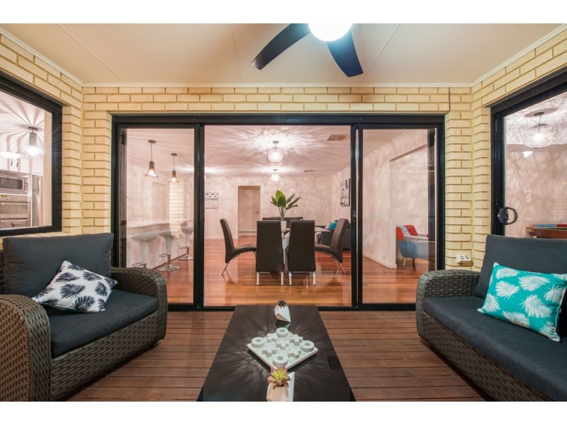 29 Aquamarine Ave, Aldinga Beach SA 5173