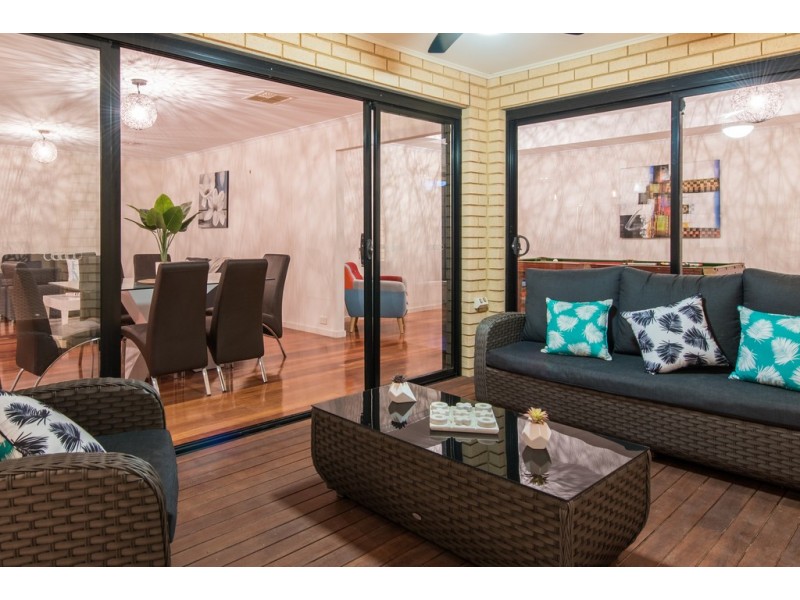 29 Aquamarine Ave, Aldinga Beach SA 5173