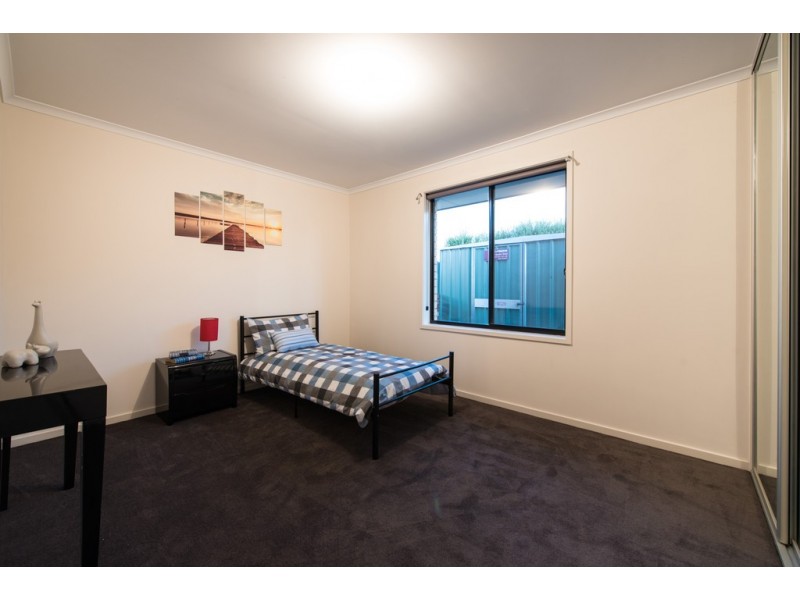 29 Aquamarine Ave, Aldinga Beach SA 5173