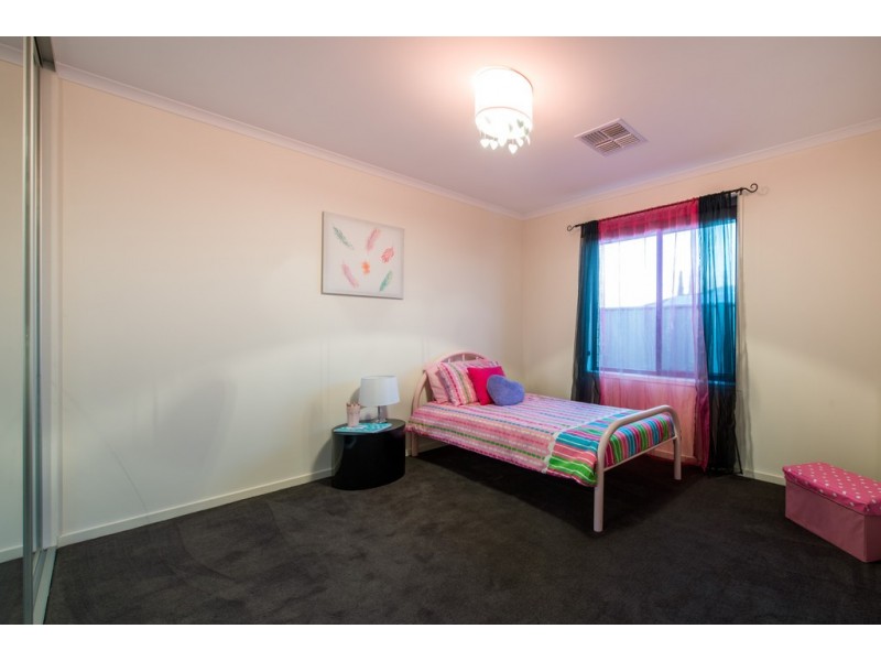 29 Aquamarine Ave, Aldinga Beach SA 5173