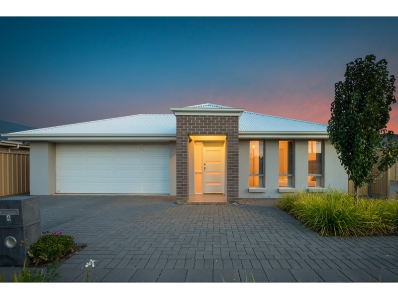 4 Ship Street, Seaford Meadows SA 5169
