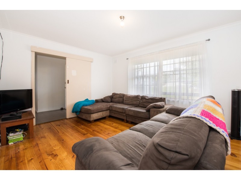 7 Madeline Crescent, Hallett Cove SA 5158