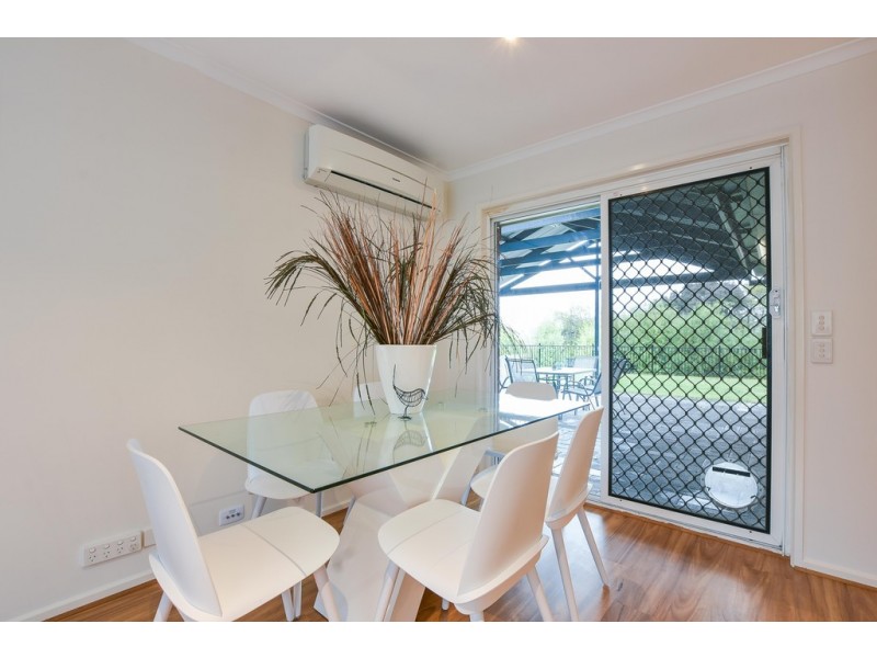 3 Doulton Drive, Trott Park SA 5158