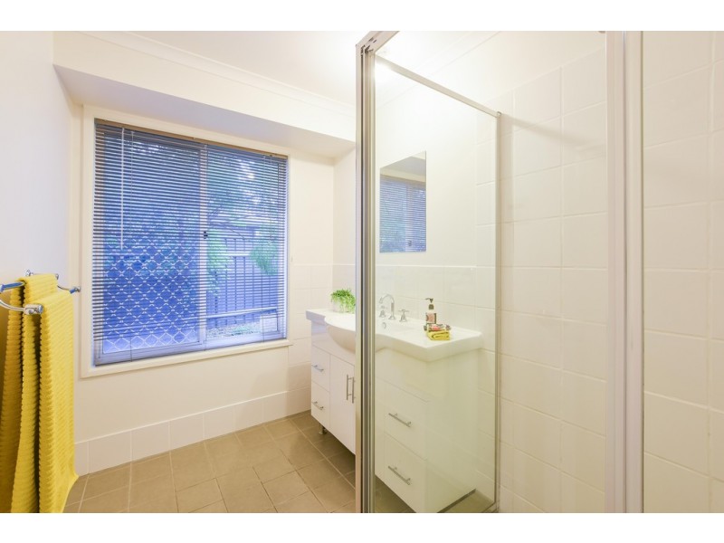 3 Doulton Drive, Trott Park SA 5158