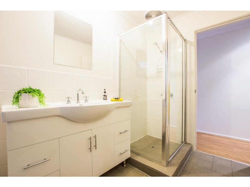 3 Doulton Drive, Trott Park SA 5158