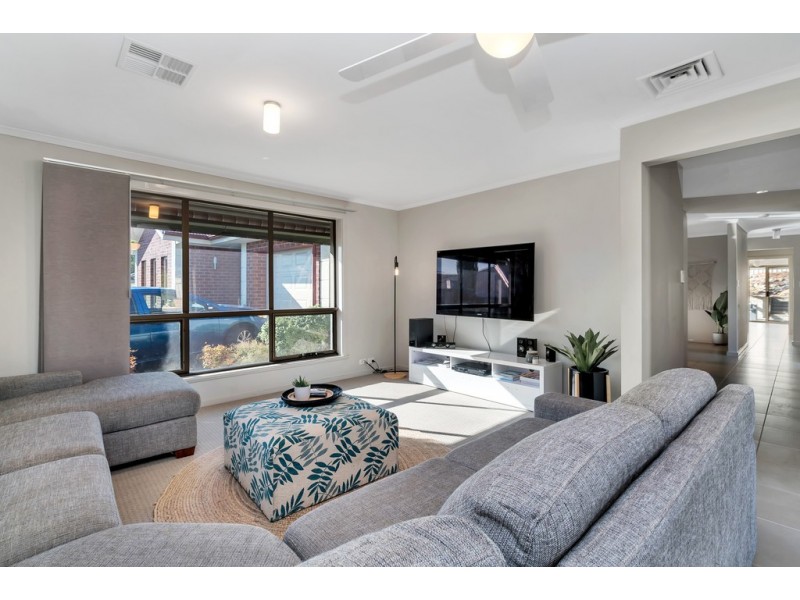 5/8 Cinnamon Way (Thomas Terrace), Aberfoyle Park SA 5159
