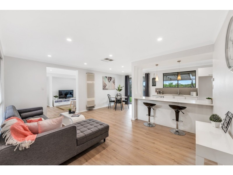 13 Homestead drive, Aberfoyle Park SA 5159