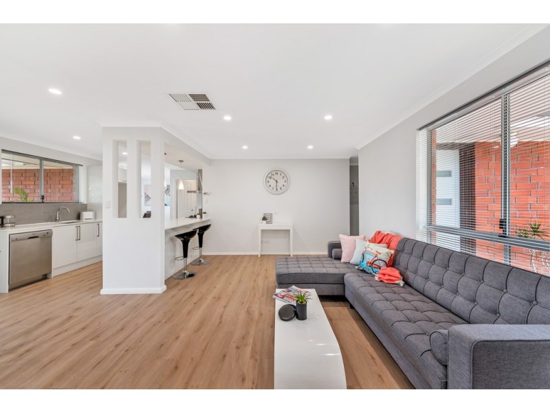 13 Homestead drive, Aberfoyle Park SA 5159